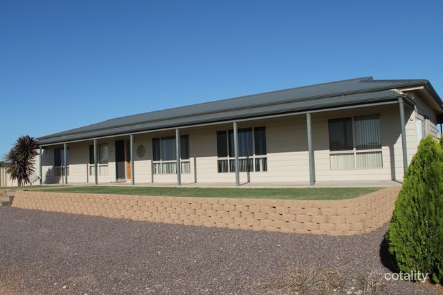 18 Jacob St, Cowell, SA 5602