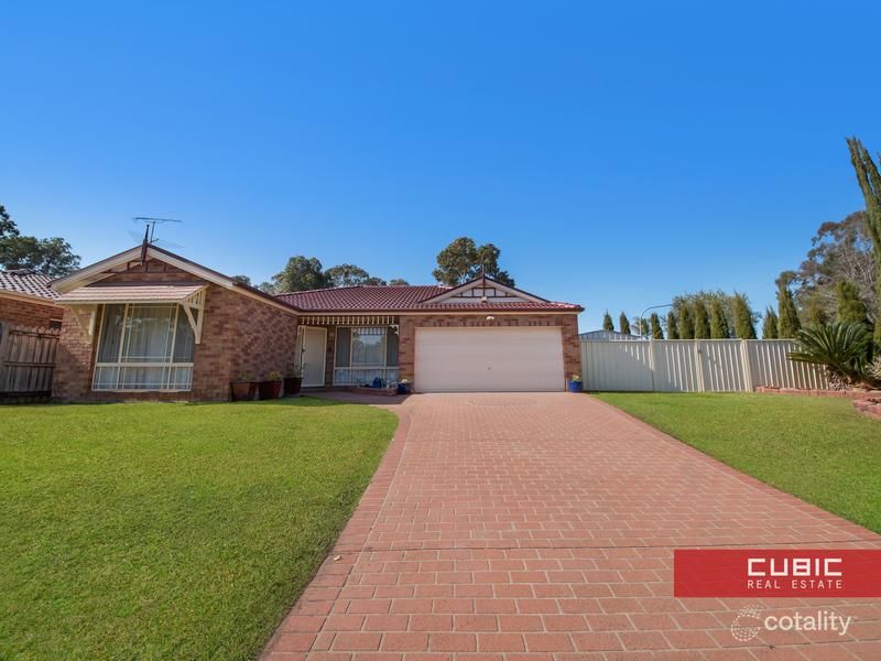 31 Corryton Ct, Wattle Grove, NSW 2173