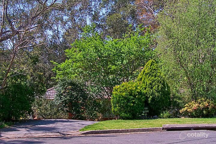 8 Lindisfarne Cres, Carlingford, NSW 2118