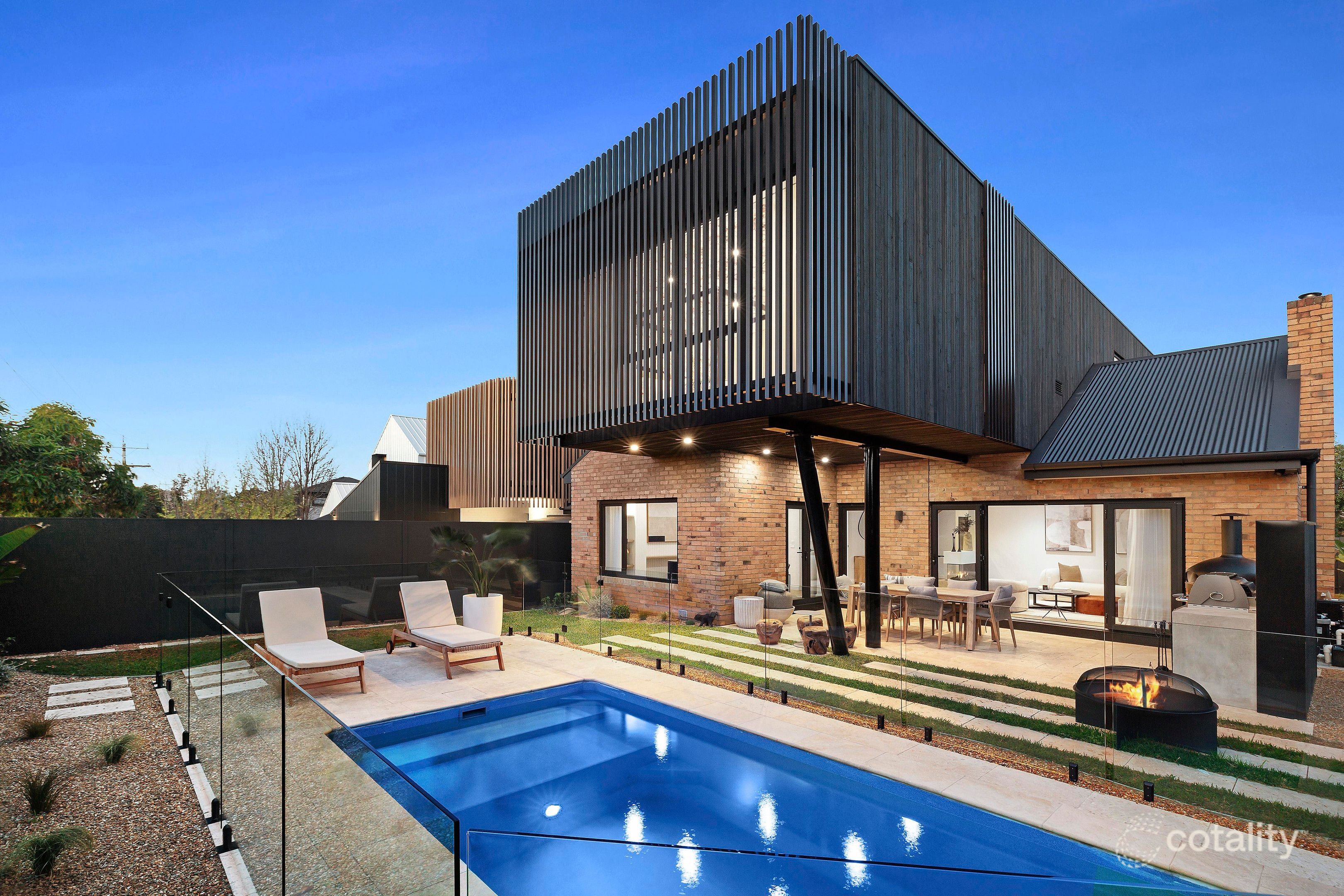 18 Charming St, Hampton East, VIC 3188