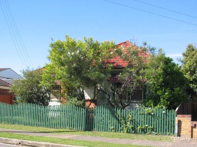 39 Steel St, Hamilton, NSW 2303