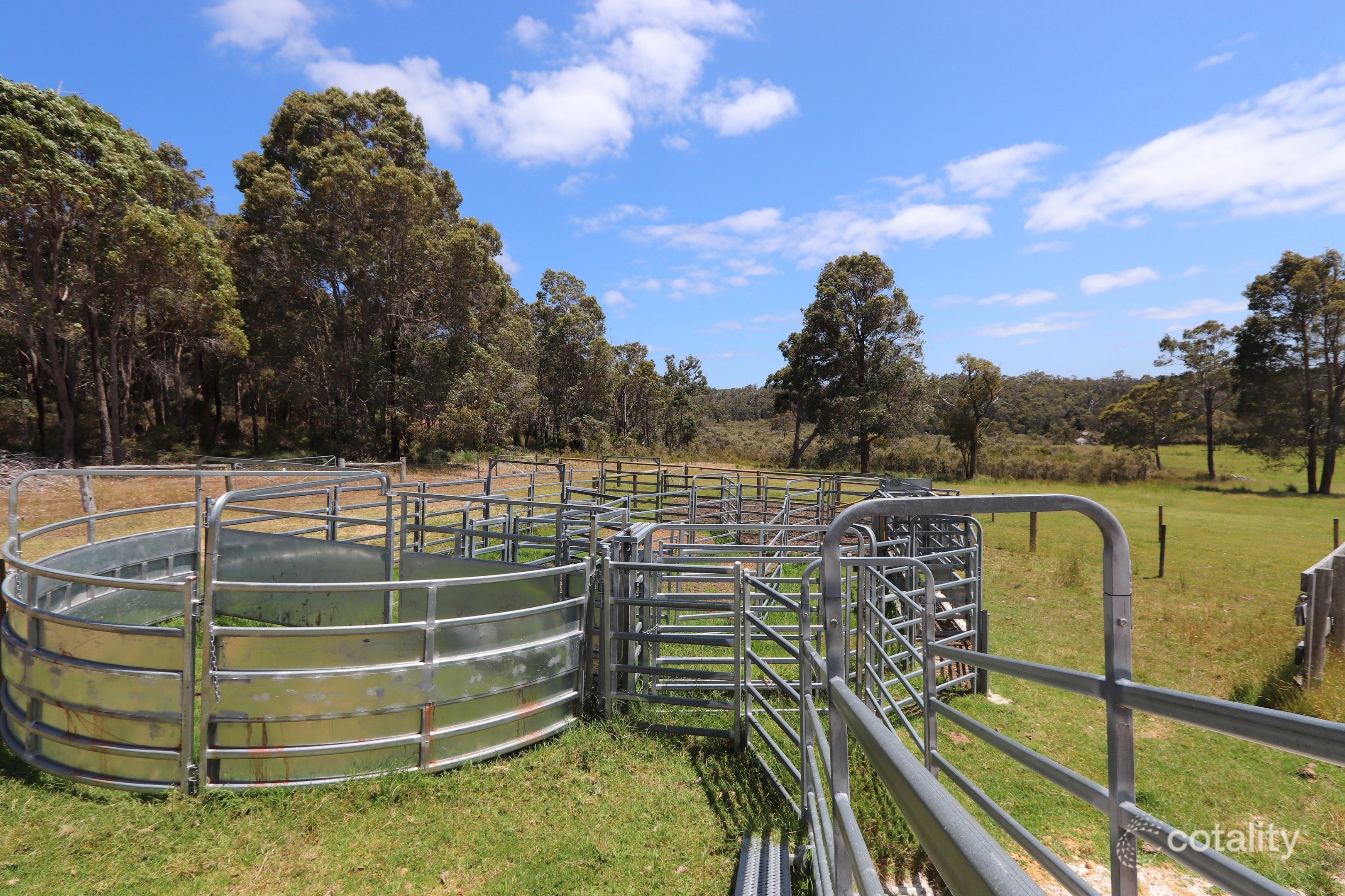 3 Middle Rd, Bow Bridge, WA 6333