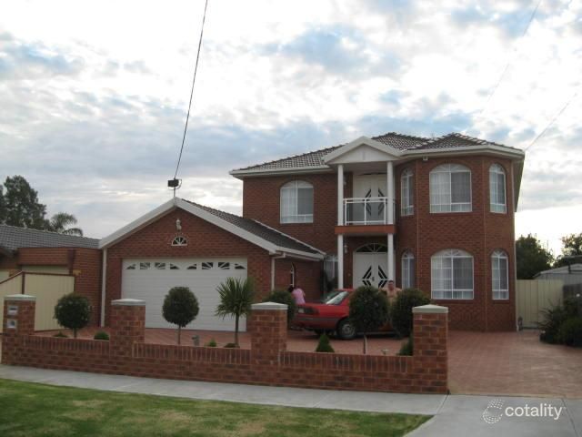 17 Kinnane Cres, Sunshine, VIC 3020