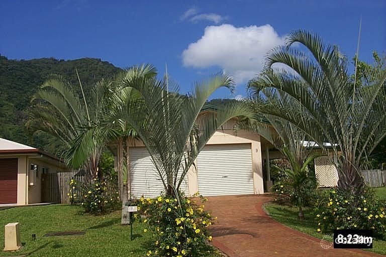 9 Tuffley Cl, Kanimbla, QLD 4870