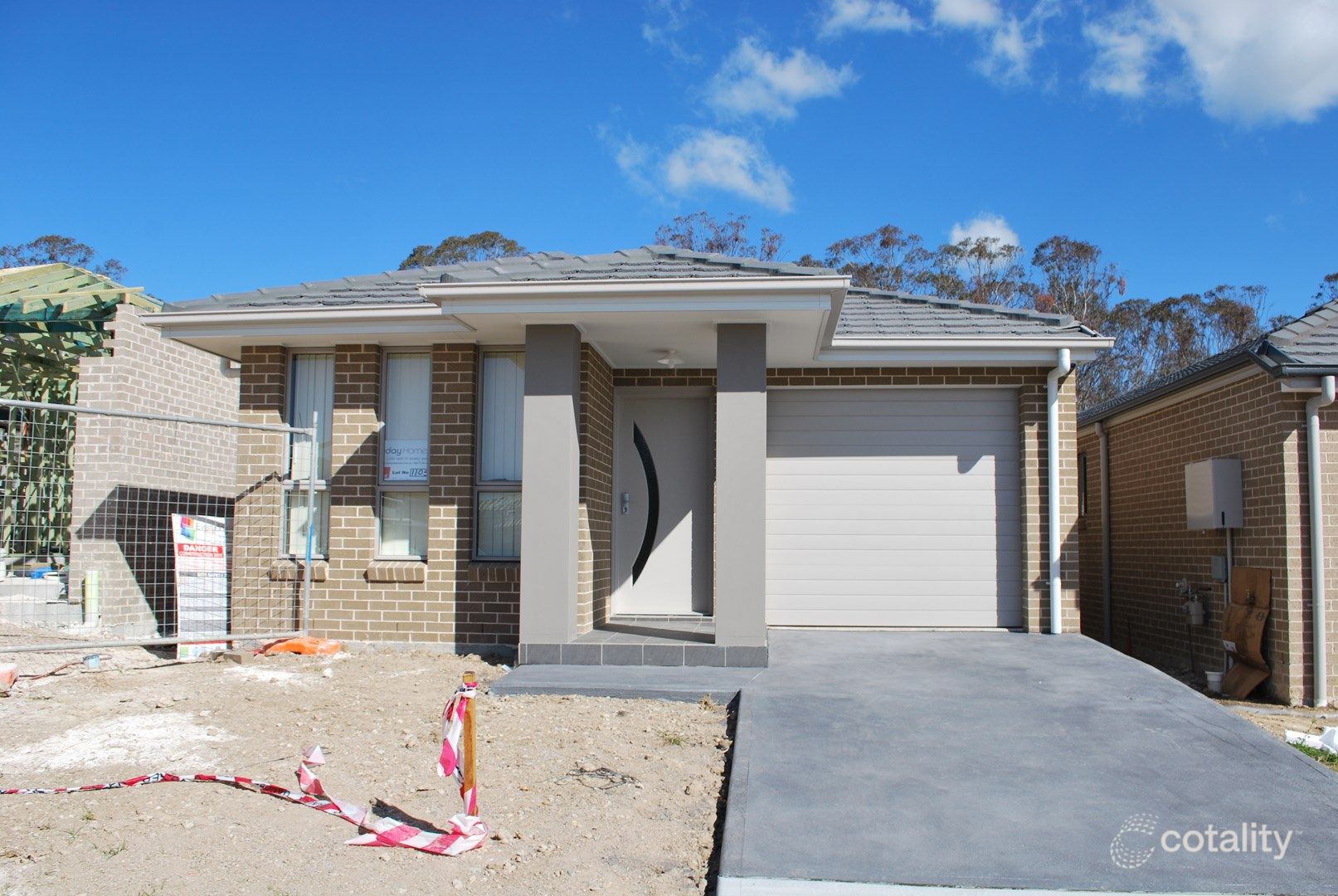 4 Wakeling Dr, Edmondson Park, NSW 2174