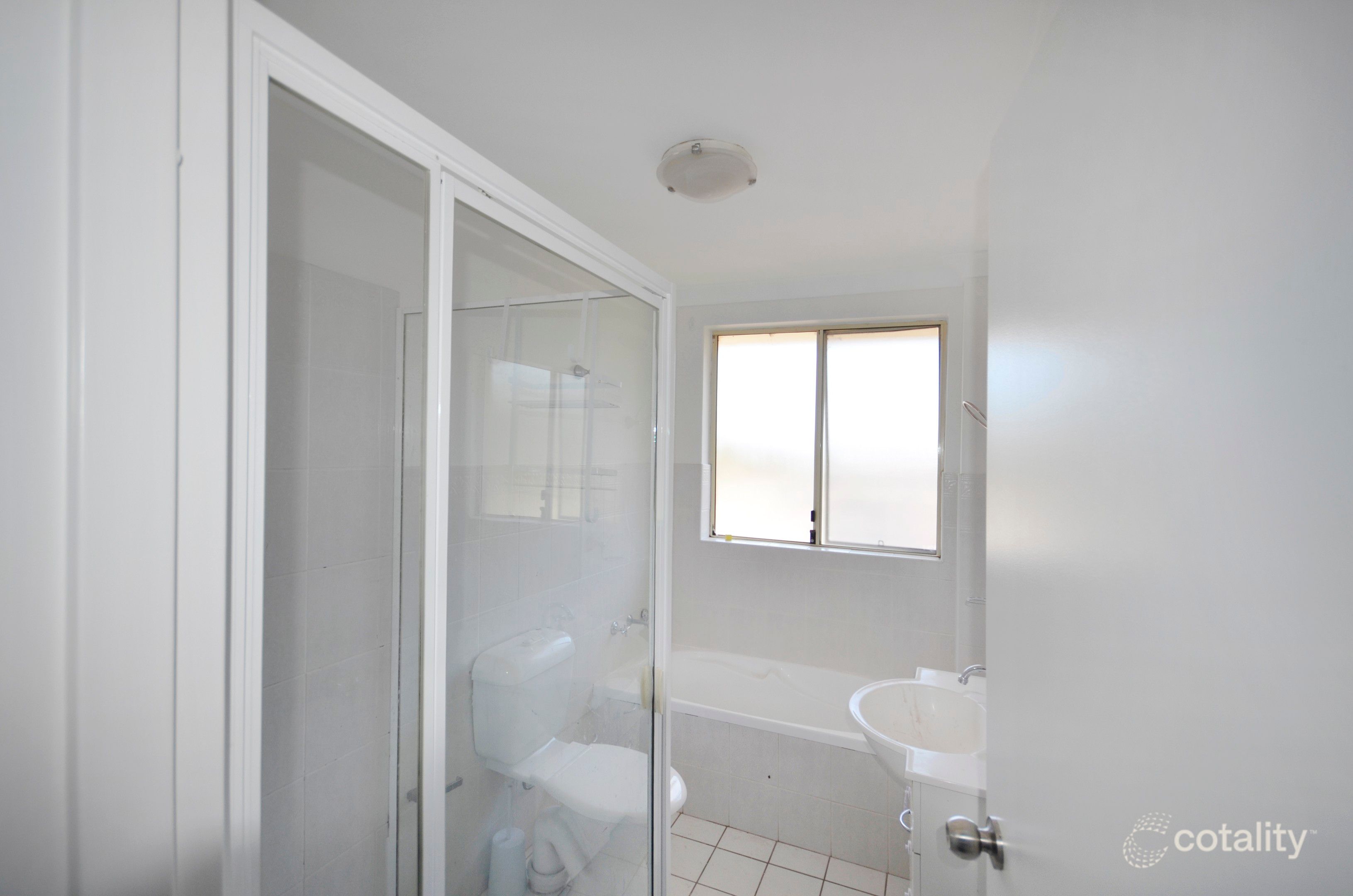 6/35 Central Coast Hwy, West Gosford, NSW 2250