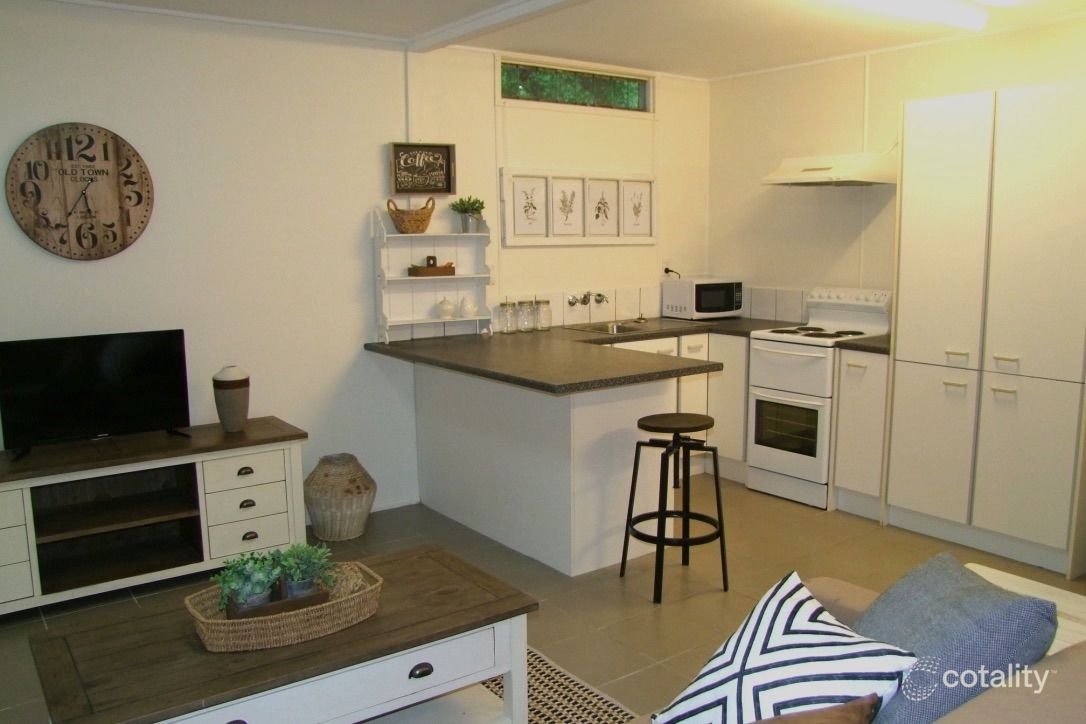 2/48 Mcneilly St, Svensson Heights, QLD 4670