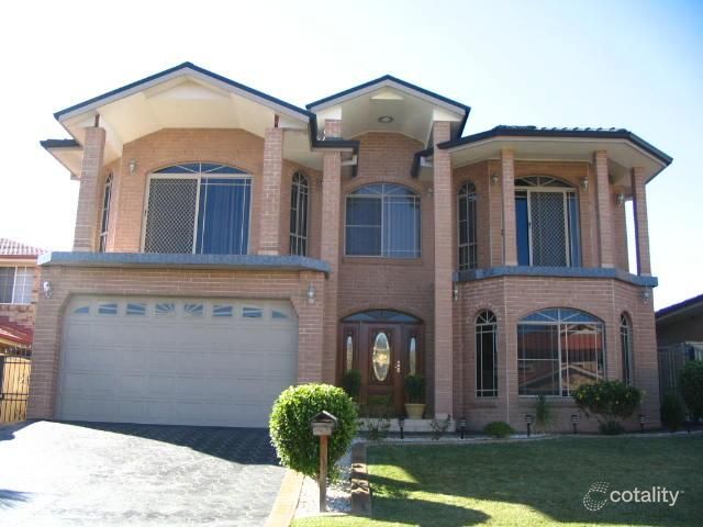 4 Hollows Pl, Bonnyrigg, NSW 2177