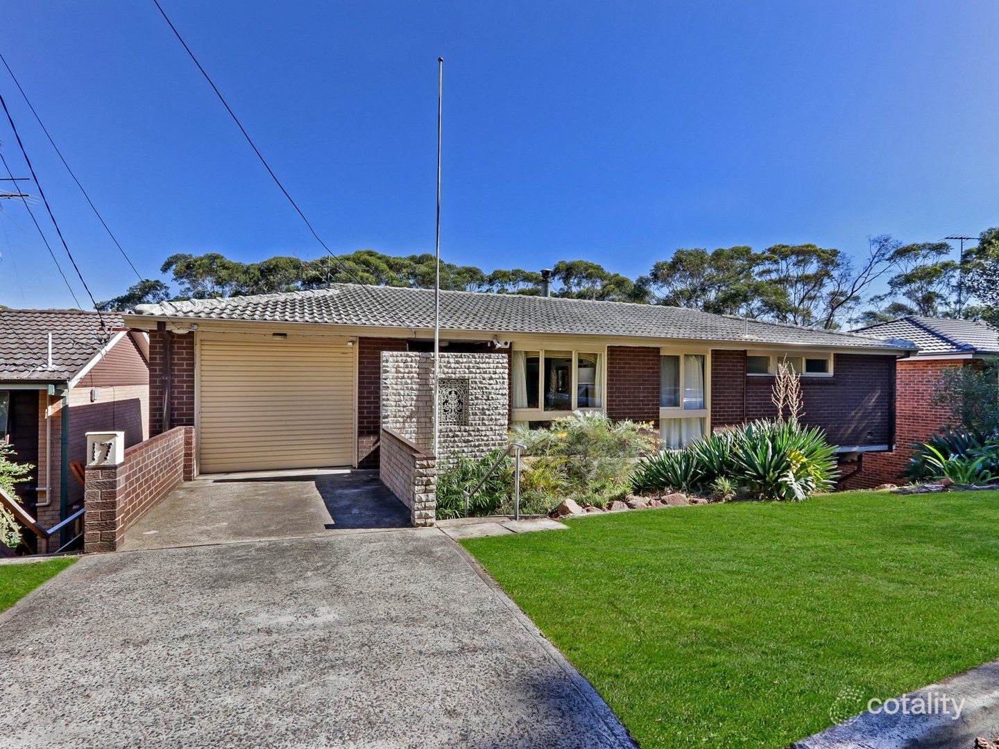 17 Narooma Pl, Gymea Bay, NSW 2227