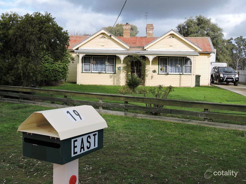 19 Buangor Rd, Buangor, VIC 3375