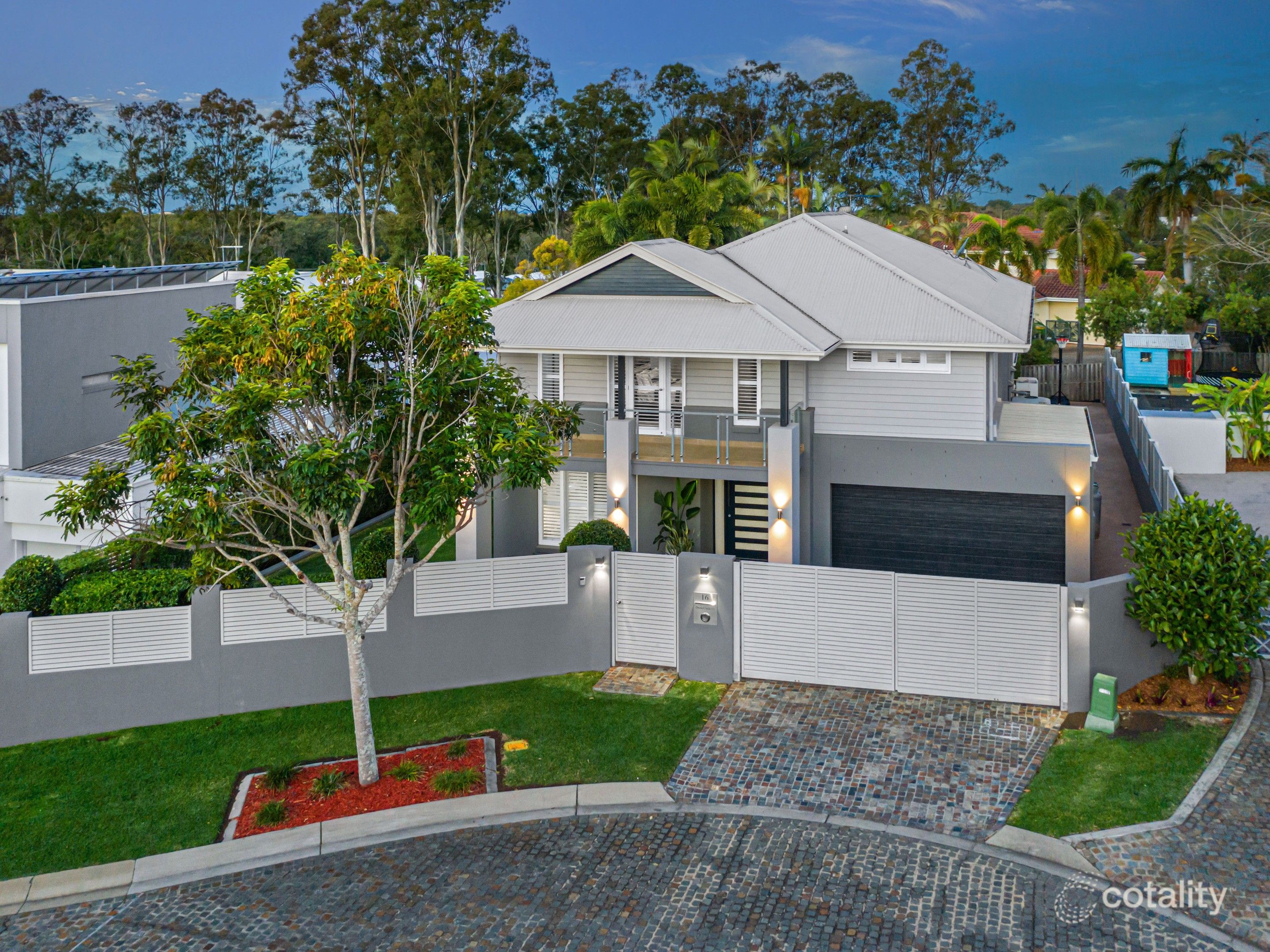 16 Dress Circle Ct, Bridgeman Downs, QLD 4035