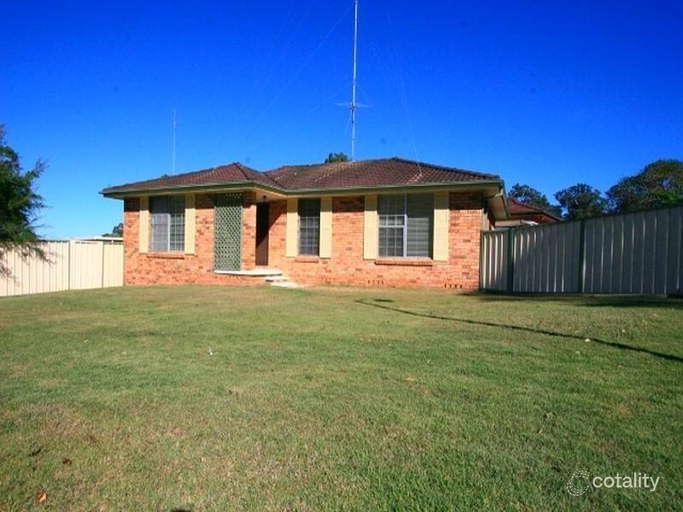 2 Waters Way, Metford, NSW 2323