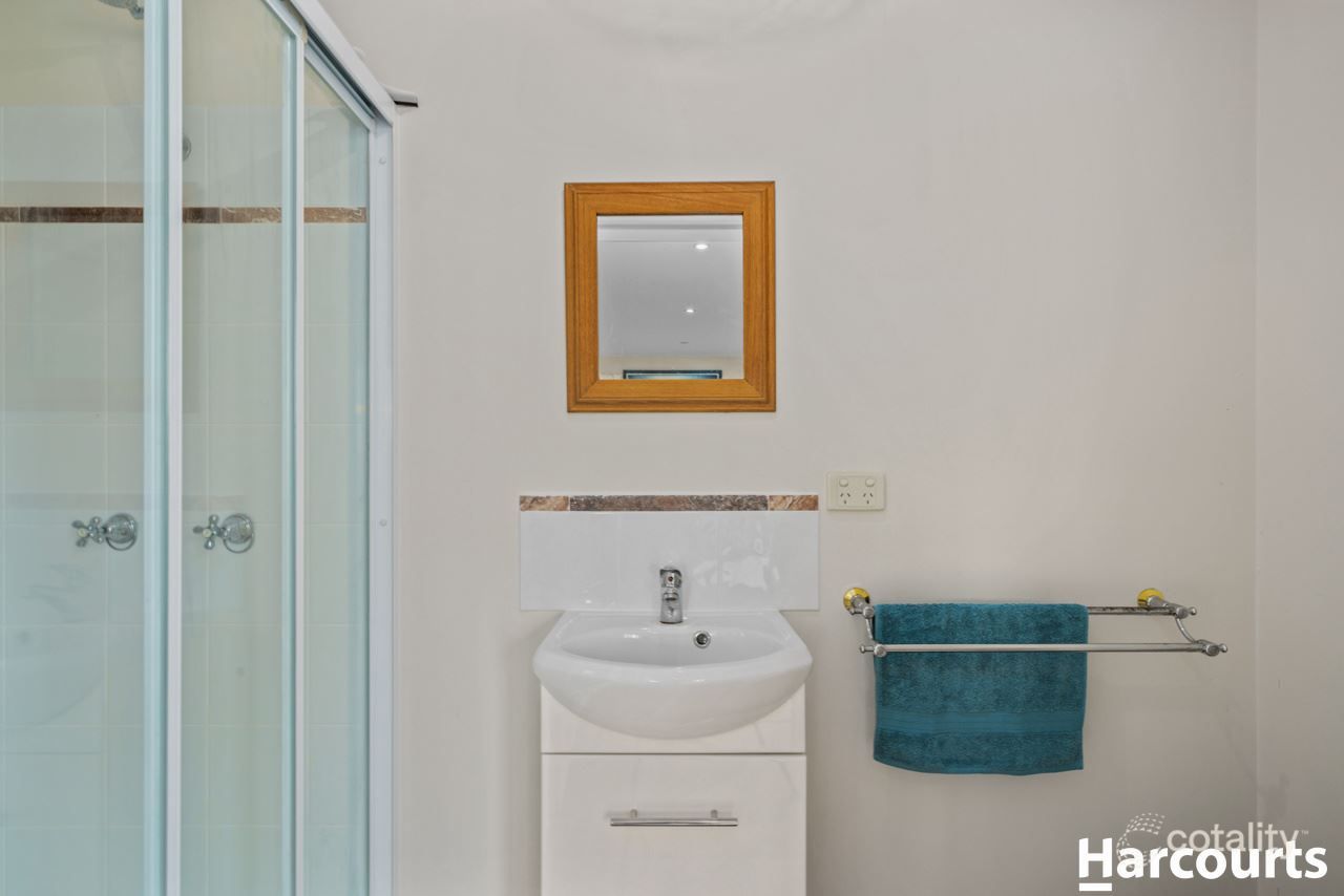 194 Sandhill Rd, Glaziers Bay, TAS 7109