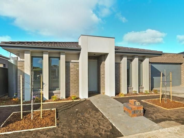 64 Elaine Ave, Alfredton, VIC 3350