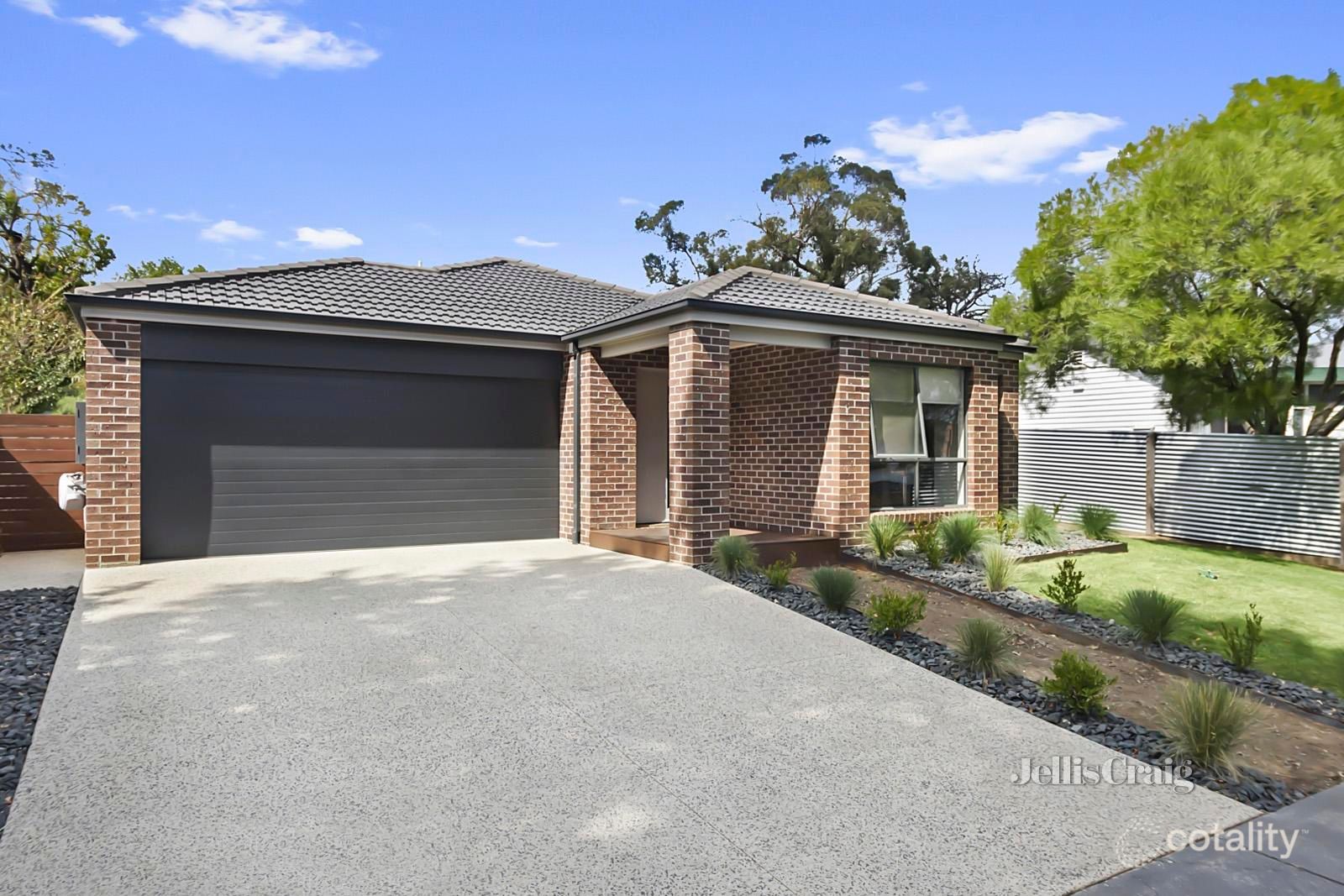 817 Bond St, Mount Pleasant, VIC 3350