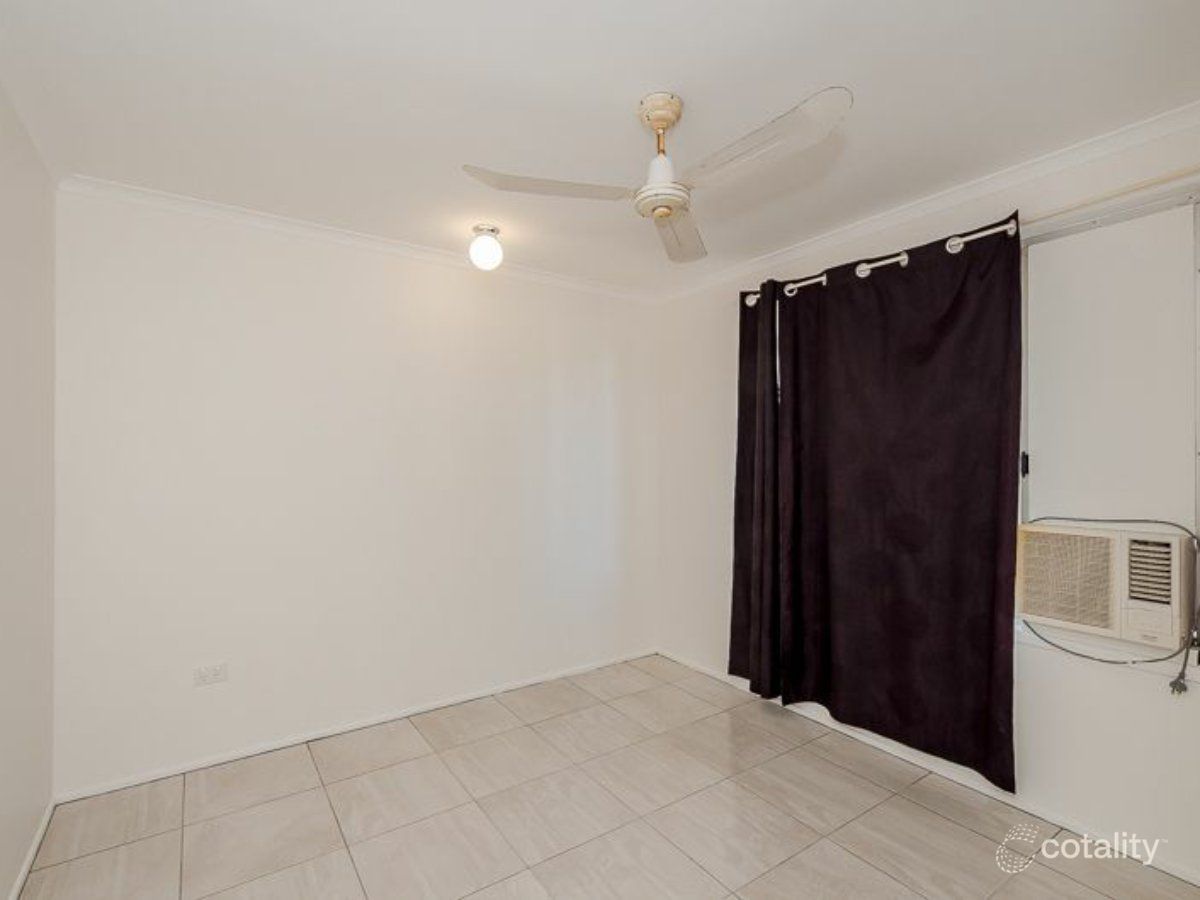 14 Edward St, Boyne Island, QLD 4680