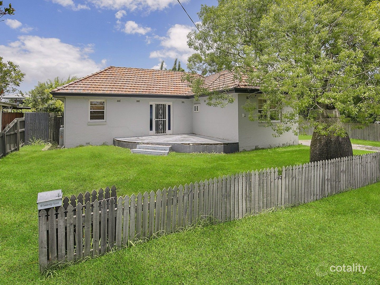 41 Cambridge St, Rocklea, QLD 4106