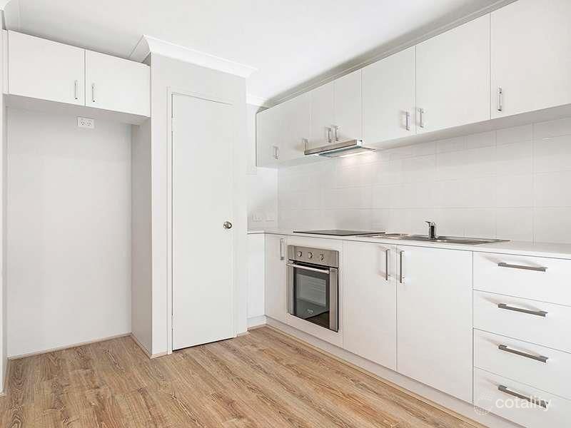 2/8 Blackburn St, Maddington, WA 6109