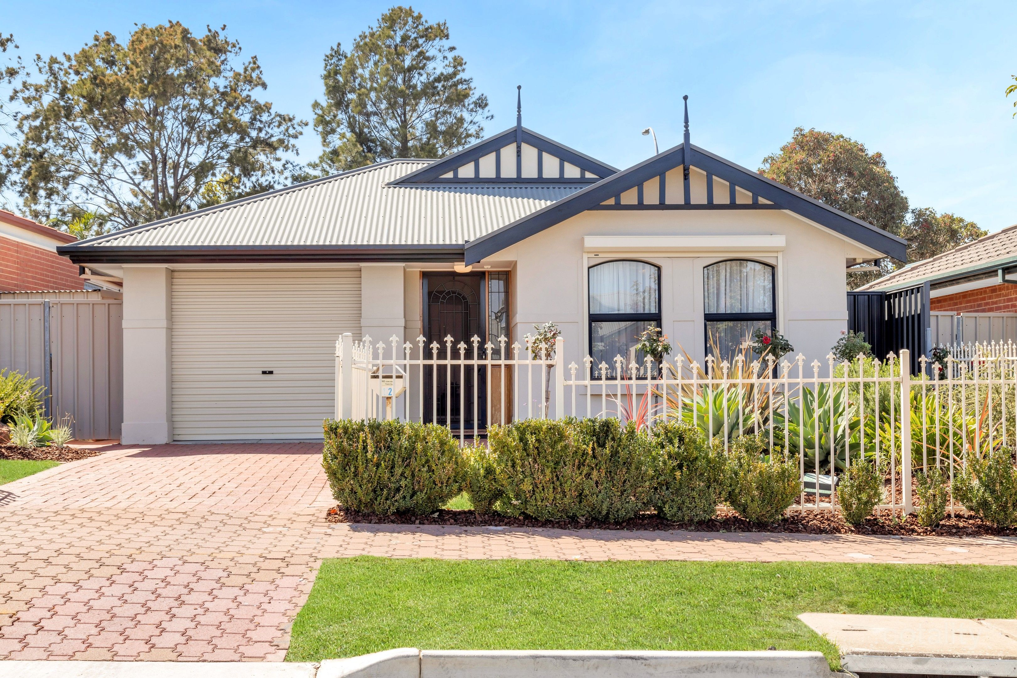 12 Benthall Ave, Oakden, SA 5086