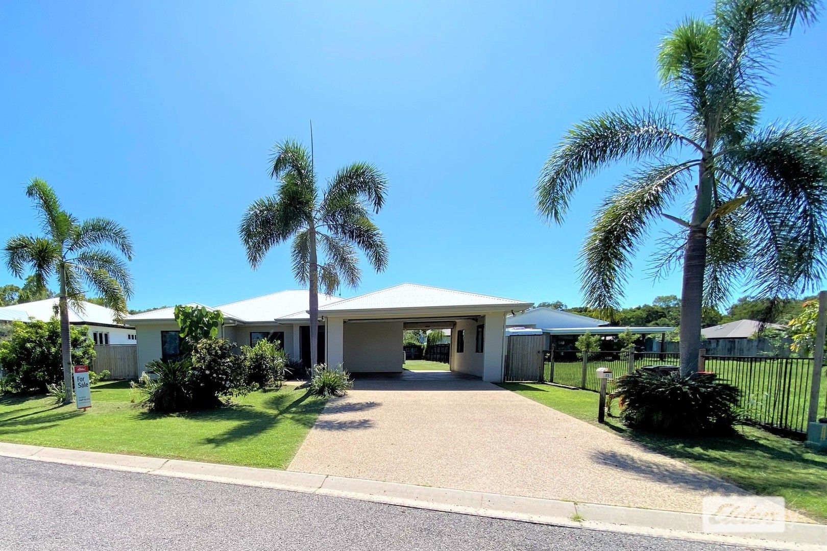 25 Mariner Dr, South Mission Beach, QLD 4852
