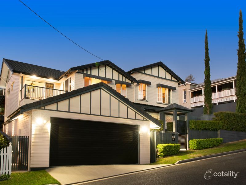 12 Goldsworthy Ave, Hamilton, QLD 4007