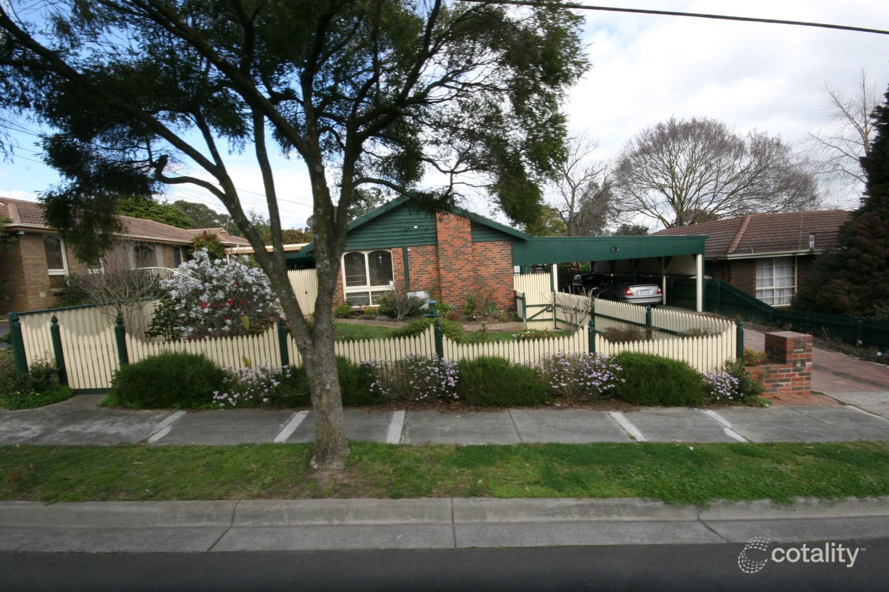 10 Landscape Dr, Boronia, VIC 3155