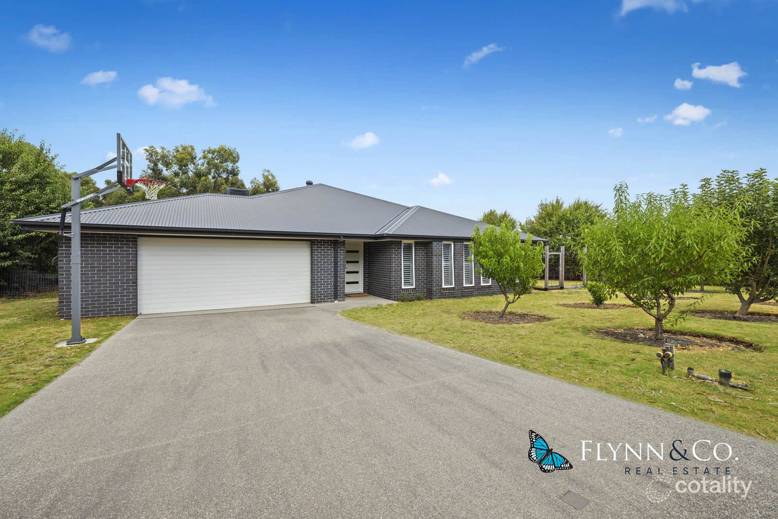 28 Crestwood Dr, Rosebud, VIC 3939