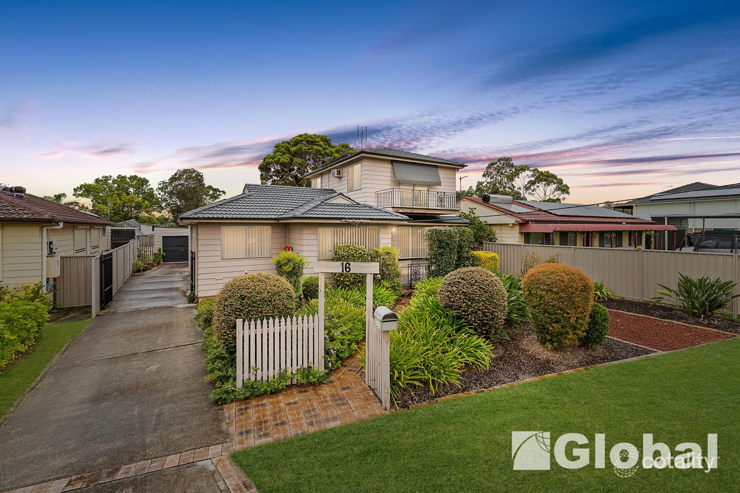 16 Turnbull St, Edgeworth, NSW 2285