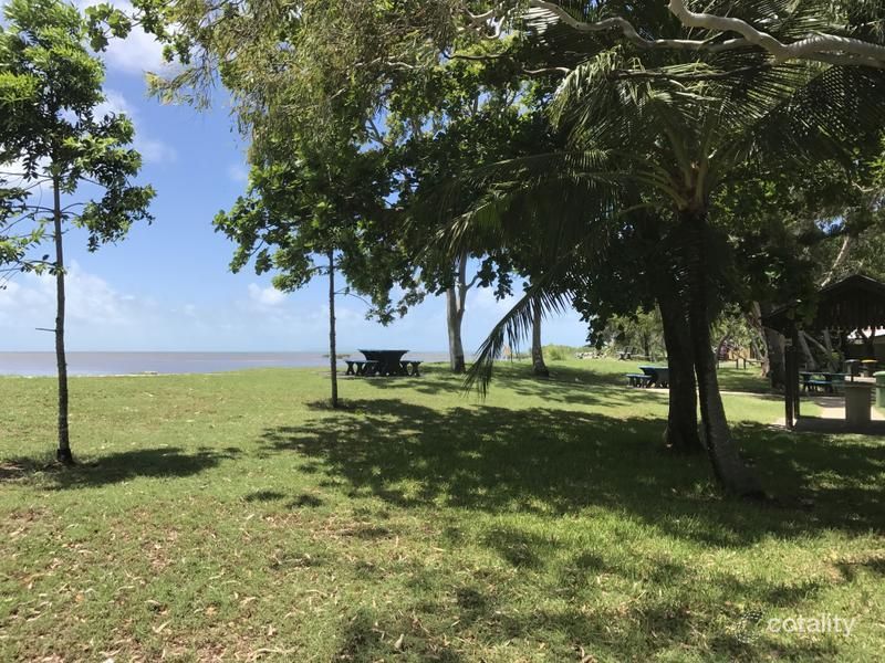 1/2 Sandpiper Ct, Slade Point, QLD 4740