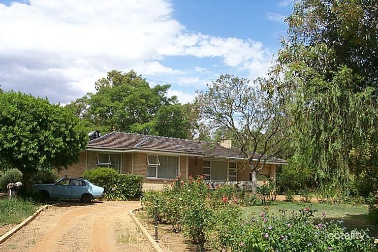 54 Glyde Rd, Lesmurdie, WA 6076