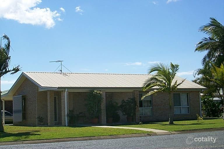 68 Bradman Dr, Glenella, QLD 4740