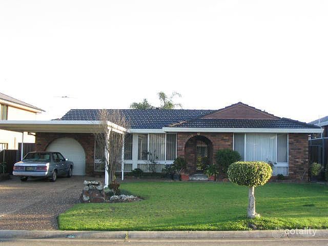 22 Ashur Cres, Greenfield Park, NSW 2176