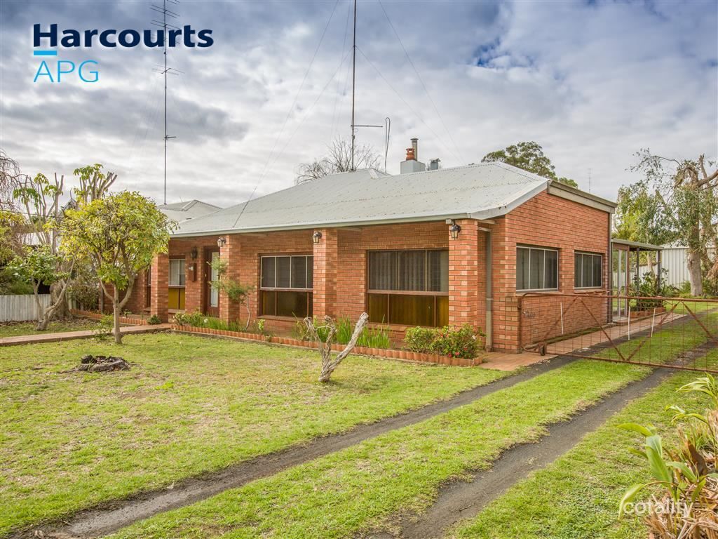 9 Sommers Rd, Brunswick, WA 6224