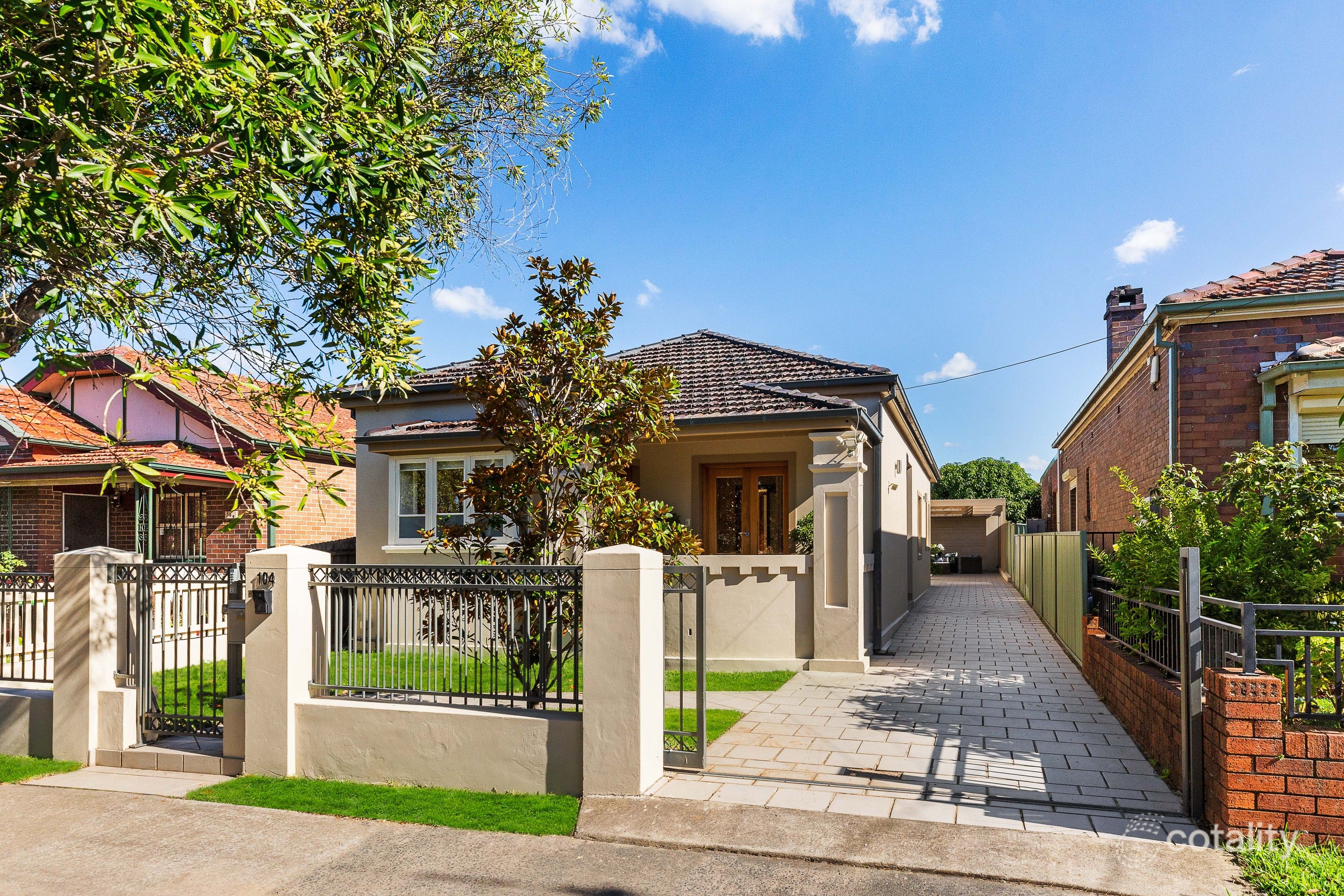 104 Baltimore St, Belfield, NSW 2191