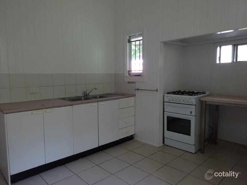 42 Finney Rd, Indooroopilly, QLD 4068