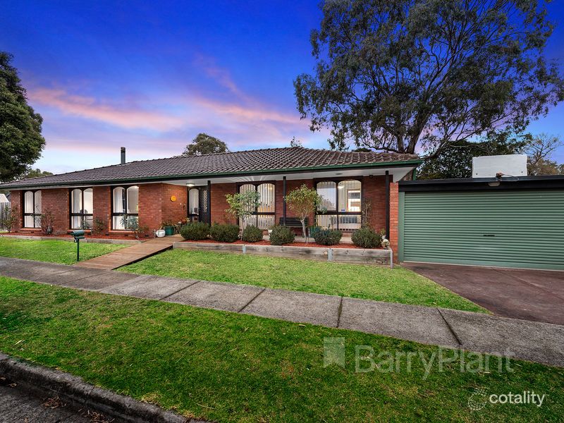 2 Taunton Cres, Scoresby, VIC 3179