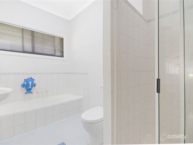 8 Quail St, Slade Point, QLD 4740