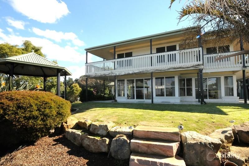 4/46a Mackenzie St, Mount Lofty, QLD 4350