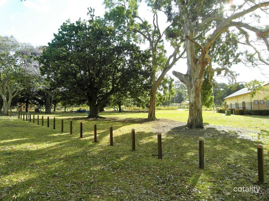 1/124c Holberton St, Newtown, QLD 4350