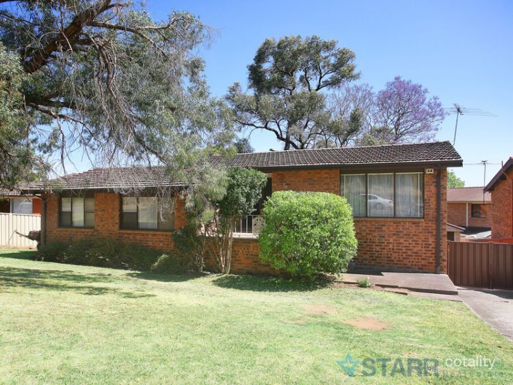 23 Tennyson Pde, Guildford West, NSW 2161