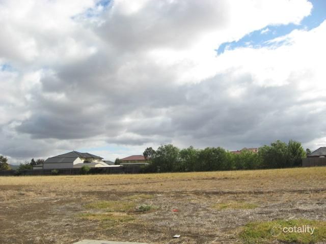 2 Cypress Ct, Hillside, VIC 3037
