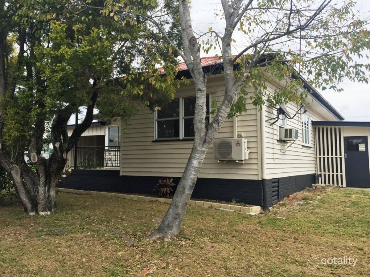 8 Wilkinson St, Booval, QLD 4304