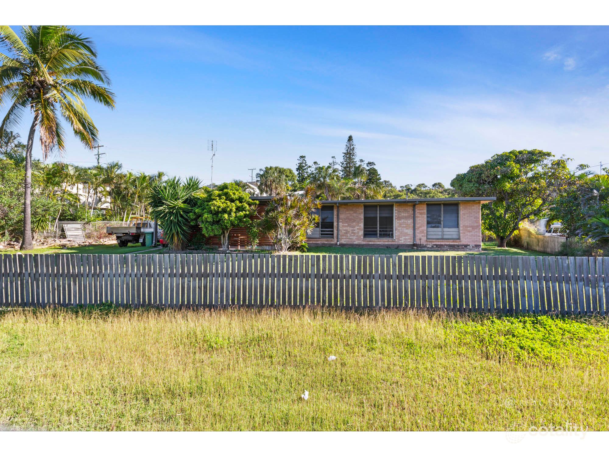110 Pattison St, Emu Park, QLD 4710