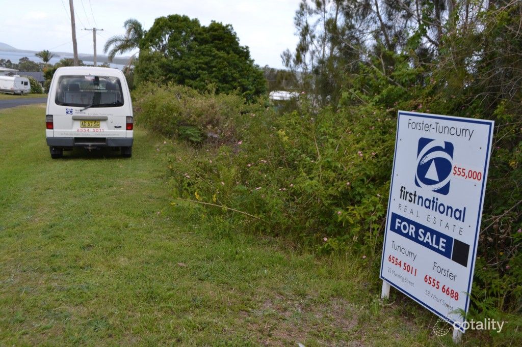 14 Elanora St, Coomba Park, NSW 2428