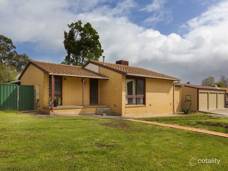 38 Diana Cres, Morphett Vale, SA 5162