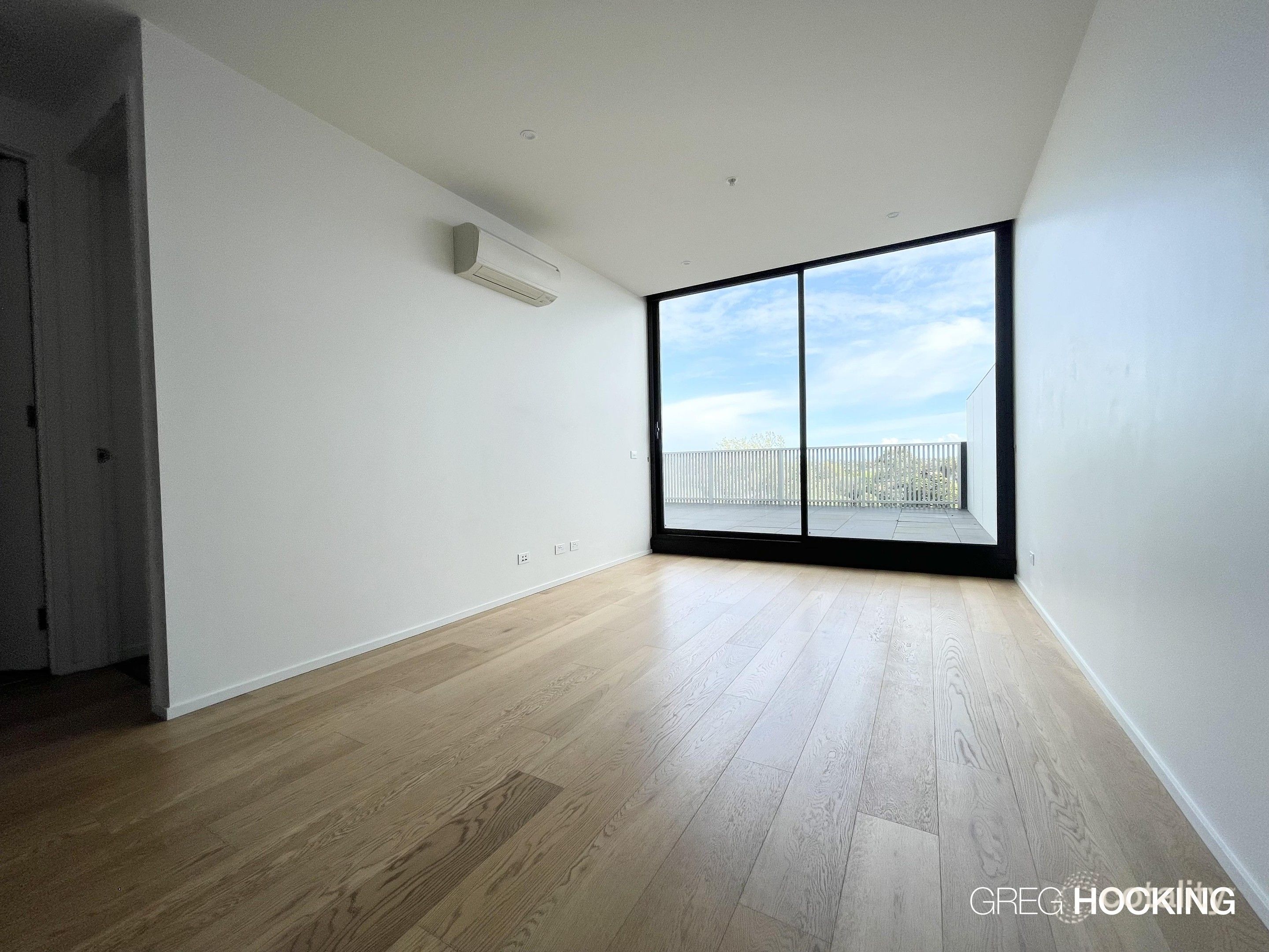 305/28 Riddell Pde, Elsternwick, VIC 3185