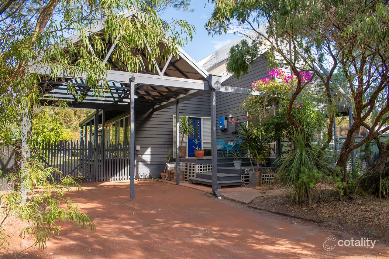 70 Minsterly Rd, Ocean Beach, WA 6333