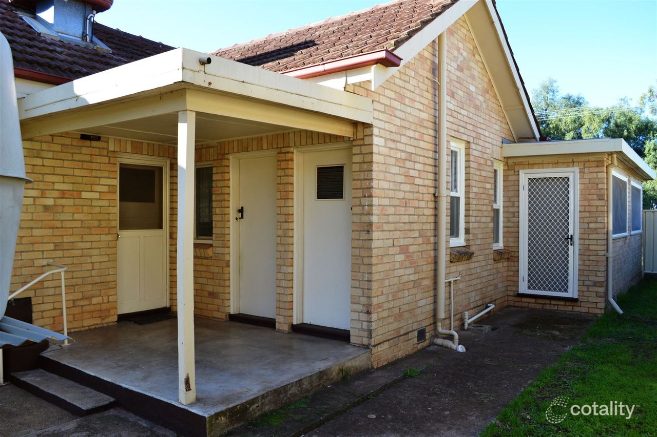102 Shadforth St, Kerang, VIC 3579