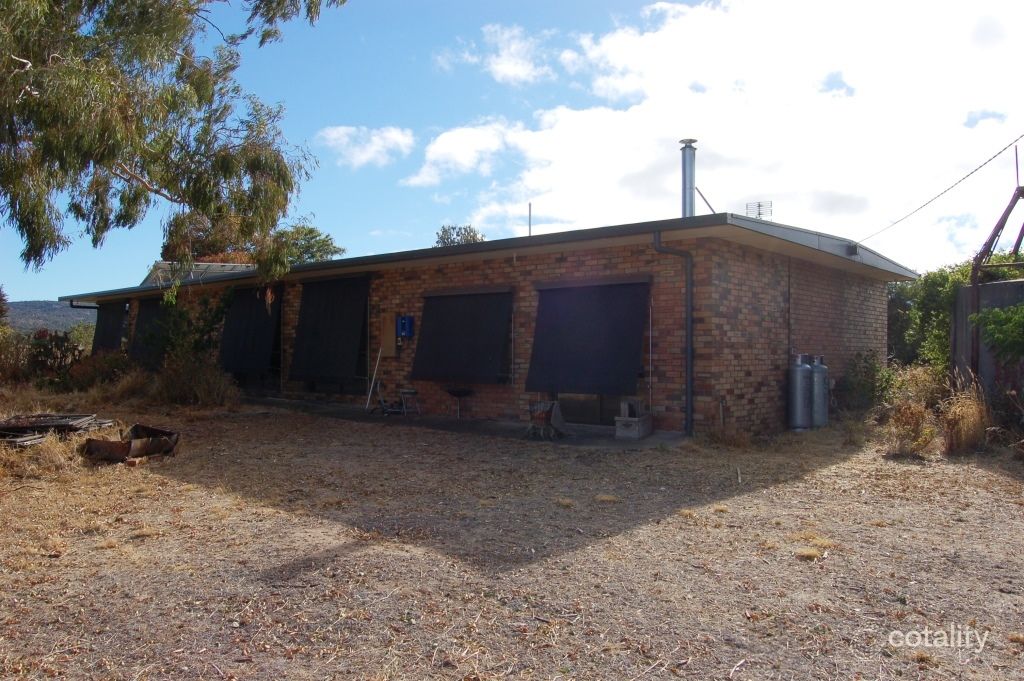 570 Glue Pot Rd, Black Range, VIC 3381