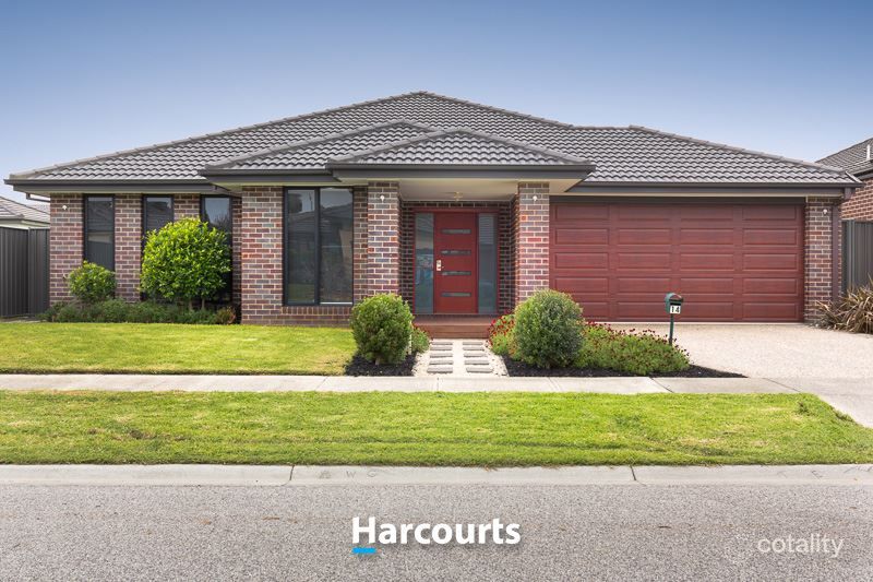 14 Peregrine St, Cranbourne North, VIC 3977